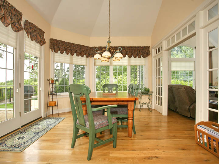  2009 Granite Communications, Inc. Photographed by Gerald Jay Groccia http://www.OnSiteStudios.com Aerial, interior, location, and studio Photography for real estate, hospitality, marketing and advertising, catalog, select family and social events. Photography that is creative, professional, and artistic.