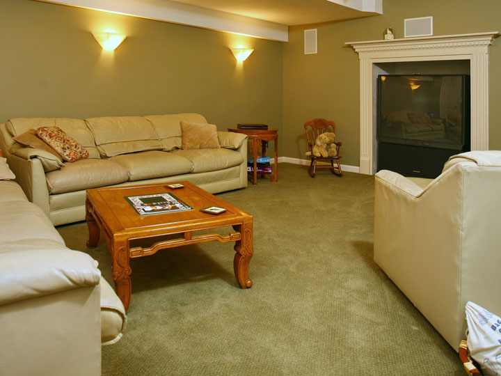  2009 Granite Communications, Inc. Photographed by Gerald Jay Groccia http://www.OnSiteStudios.com Aerial, interior, location, and studio Photography for real estate, hospitality, marketing and advertising, catalog, select family and social events. Photography that is creative, professional, and artistic.