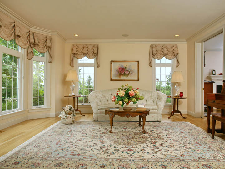  2009 Granite Communications, Inc. Photographed by Gerald Jay Groccia http://www.OnSiteStudios.com Aerial, interior, location, and studio Photography for real estate, hospitality, marketing and advertising, catalog, select family and social events. Photography that is creative, professional, and artistic.