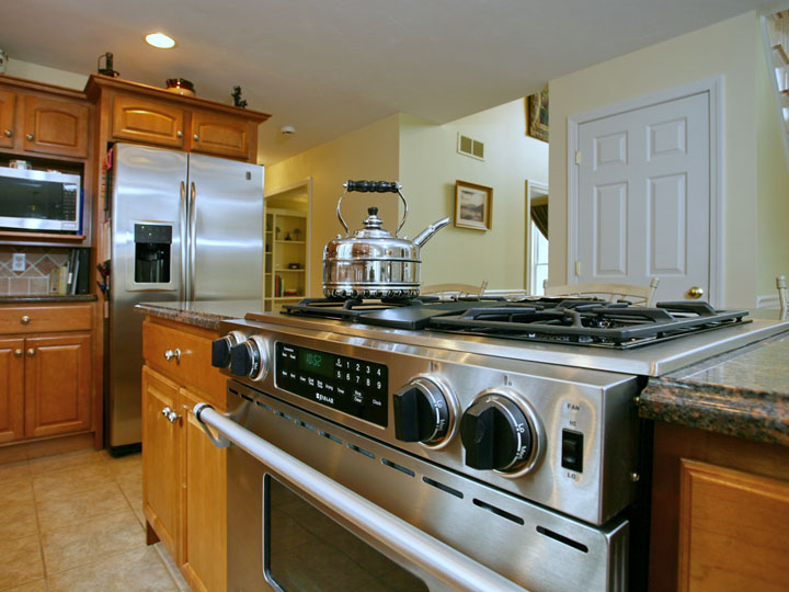 .&copy; 2011 Granite Communications, Inc. Photographed by Gerald Jay Groccia http://www.OnSiteStudios.com Aerial, interior, location, and studio Photography for real estate, hospitality, marketing and advertising, catalog, select family and social events. Photography that is creative, professional, and artistic.