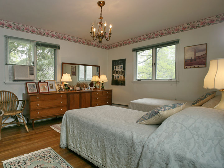 .&copy; 2011 Granite Communications, Inc. Photographed by Gerald Jay Groccia http://www.OnSiteStudios.com Aerial, interior, location, and studio Photography for real estate, hospitality, marketing and advertising, catalog, select family and social events. Photography that is creative, professional, and artistic.