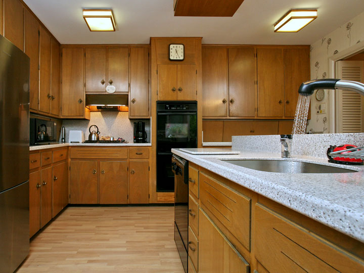 &copy; 2011 Granite Communications, Inc. Photographed by Gerald Jay Groccia http://www.OnSiteStudios.com Aerial, interior, location, and studio Photography for real estate, hospitality, marketing and advertising, catalog, select family and social events. Photography that is creative, professional, and artistic.