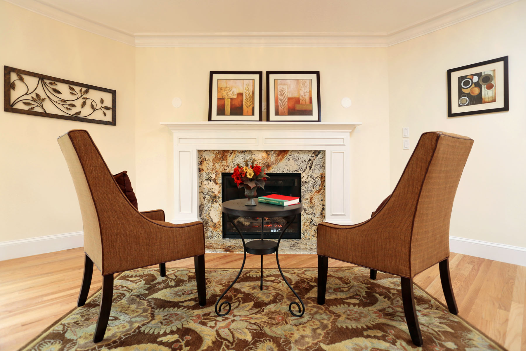 .© 2025 Granite Communications, Inc. Photographed by Gerald Jay Groccia http://www.OnSiteStudios.com Aerial, interior, location, and studio Photography for real estate, hospitality, marketing and advertising, catalog, select family and social events. Photography that is creative, professional, and artistic.